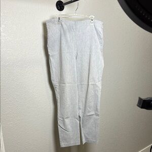 Carolina Belle Gray capri Dress Pants Straight Leg w pockets